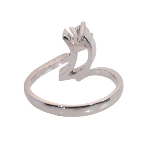 53 Vers 1970 - Bague moderniste en or blanc 18K et diamant 58 Facettes 26232-0179