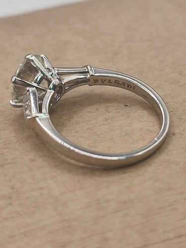 54 BVLGARI - Bague solitaire en platine et diamants 58 Facettes CV-112