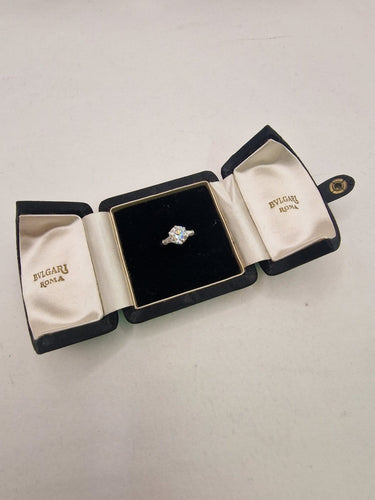 54 BVLGARI - Bague solitaire en platine et diamants 58 Facettes CV-112