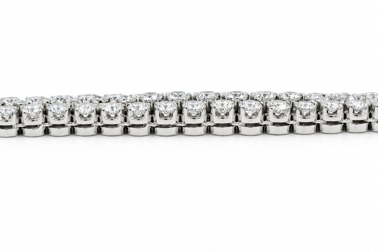 Bracelet en or blanc et diamants 10 carats, 1970 58 Facettes 1.0001617/1