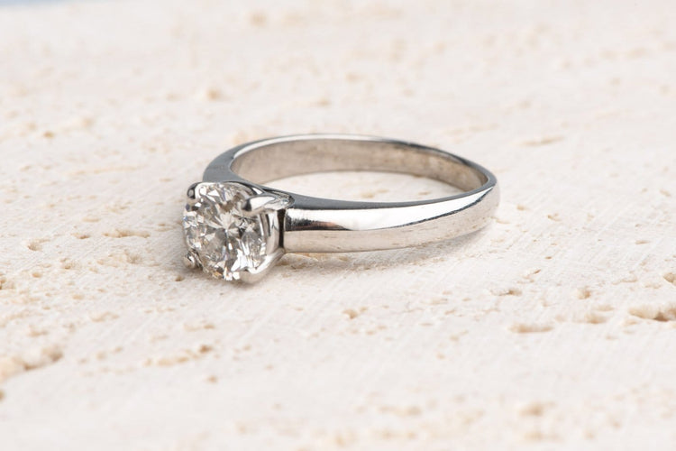 50.5 Bague solitaire en platine avec diamant 0,80 ct H VS2 58 Facettes SOLDCC1531-107