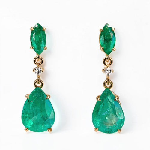 Boucles d'oreilles pendantes en or jaune 14 ct, émeraudes et diamants 58 Facettes E0041