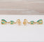 Boucles d'oreilles pendantes en or jaune 14 ct, émeraudes et diamants 58 Facettes E0042