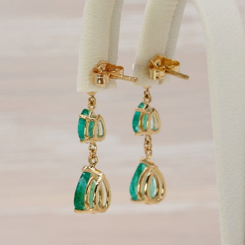Boucles d'oreilles pendantes en or jaune 14 ct, émeraudes et diamants 58 Facettes E0042