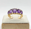 Bague 54 Bague bandeau en or jaune, améthystes et diamants 58 Facettes 239