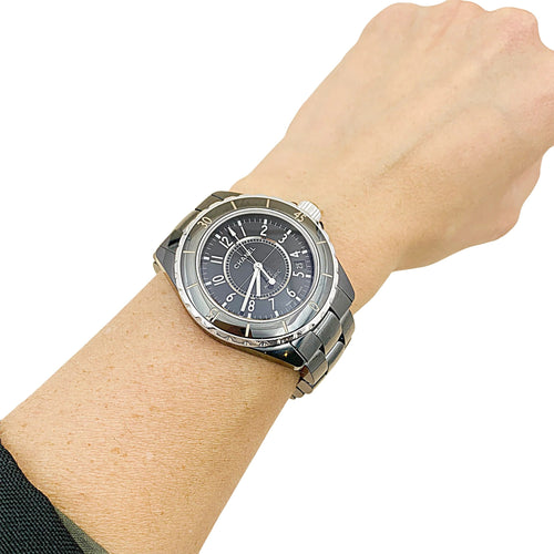 Montre Chanel J12 - Montre en céramique noire et acier 58 Facettes 35853