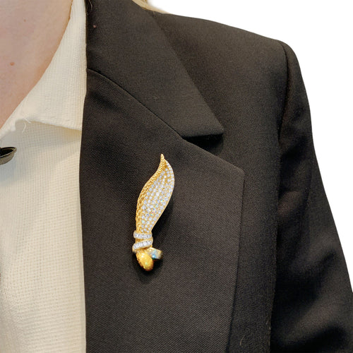 Broche Broche feuille en or deux tons et diamants 58 Facettes 35748