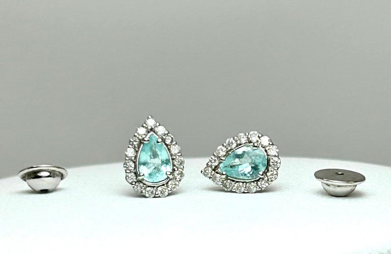 Boucles d'oreilles en or blanc 18k, Paraiba et diamants 58 Facettes ORECCHINI PARAIBA