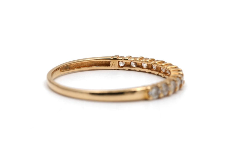 54 Bague contemporaine en or jaune 18 carats et diamants 58 Facettes B912