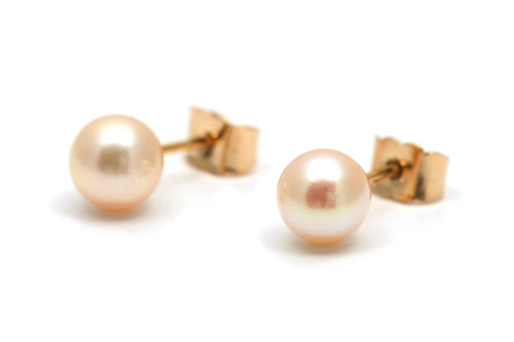 Boucles d'oreilles contemporaines en or jaune 18 carats et perles 58 Facettes 24015