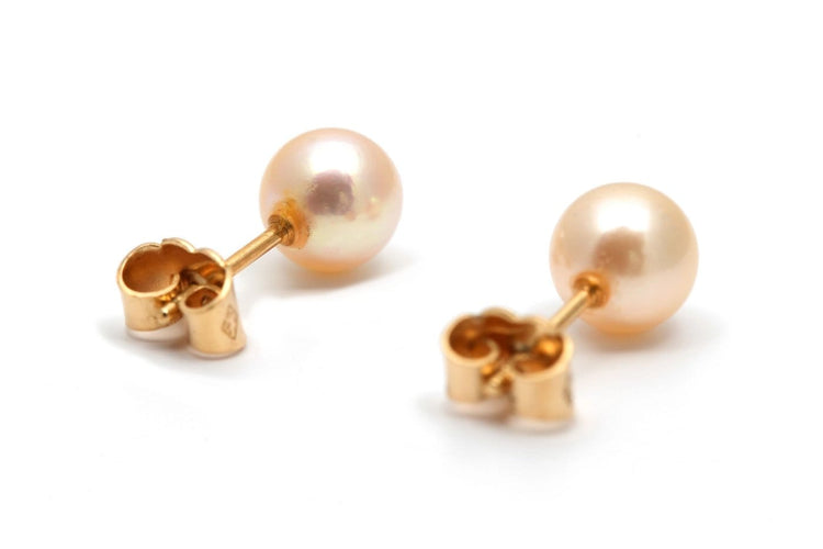 Boucles d'oreilles contemporaines en or jaune 18 carats et perles 58 Facettes 24015