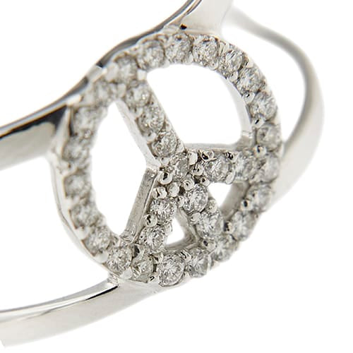 https://ledial.it/app/uploads/2026/08/40919-anello-oro-fascia-simbolo-pace-diamanti_51.jpg