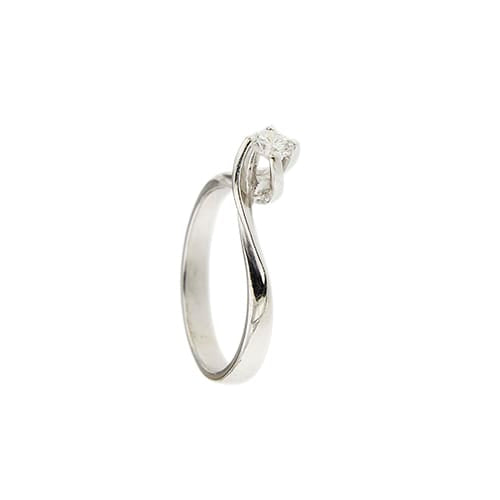 https://ledial.it/app/uploads/2026/08/40325-anello-oro-solitario-diamante-brillante_09.jpg