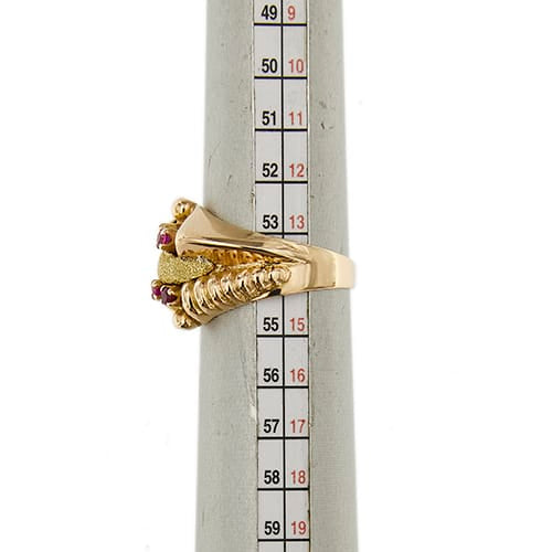 https://ledial.it/app/uploads/2026/08/40333-anello-oro-fascia-tank-rubini_39.jpg