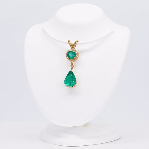 Emerald Royal Drop - Pendentif en or jaune 18 ct, émeraudes et diamants 58 Facettes P007