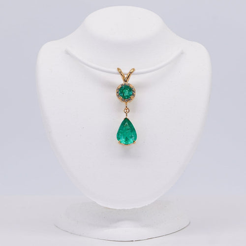 Emerald Royal Drop - Pendentif en or jaune 18 ct, émeraudes et diamants 58 Facettes P007