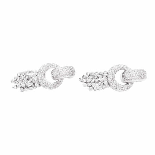Boucles d'oreilles Boucles d'oreilles pendantes en or blanc et diamants 58 Facettes 35852