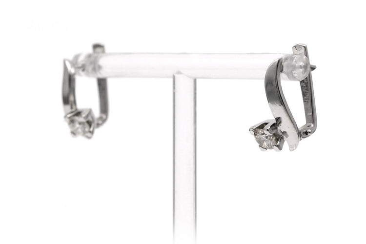 Boucles d'oreilles contemporaines en or blanc 18 carats et diamants 58 Facettes 23783