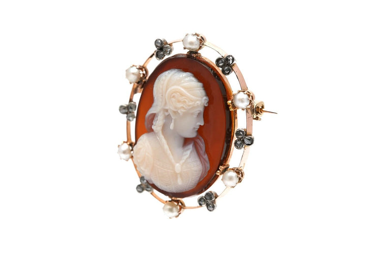 Art Nouveau - Broche en or jaune, camée agate, diamants et perles 58 Facettes 23989