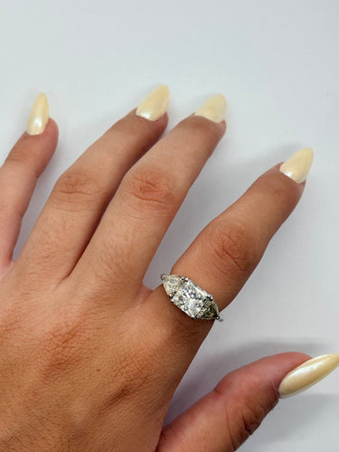 54 Bague en or blanc 18K et diamants 3,70 ct 58 Facettes 2192