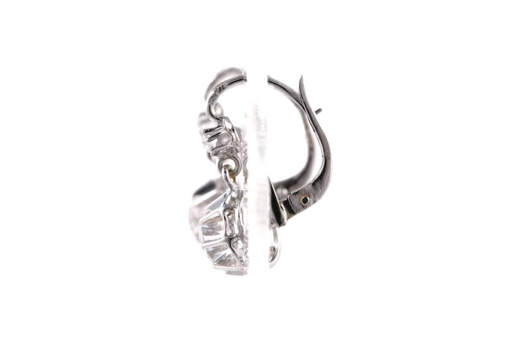 Boucles d'oreilles en or blanc 18 carats serties de zirconiums 58 Facettes B893
