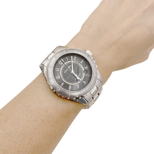 Montre Chanel J12 Chromatic - Montre en céramique de titane et acier 58 Facettes 35802
