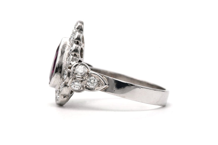 58 Bague contemporaine en or blanc 18 carats, diamants et tourmaline 58 Facettes 23580