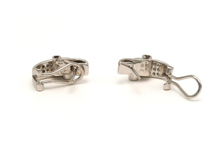 Boucles d'oreilles contemporaines en or blanc et diamants 58 Facettes 18806