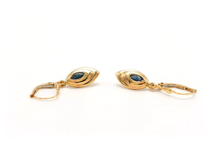 Boucles d'oreilles 1970 en or jaune 18 carats et saphirs 58 Facettes 22471