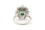 53 Bague contemporaine en or blanc, émeraude et diamants 58 Facettes 23331