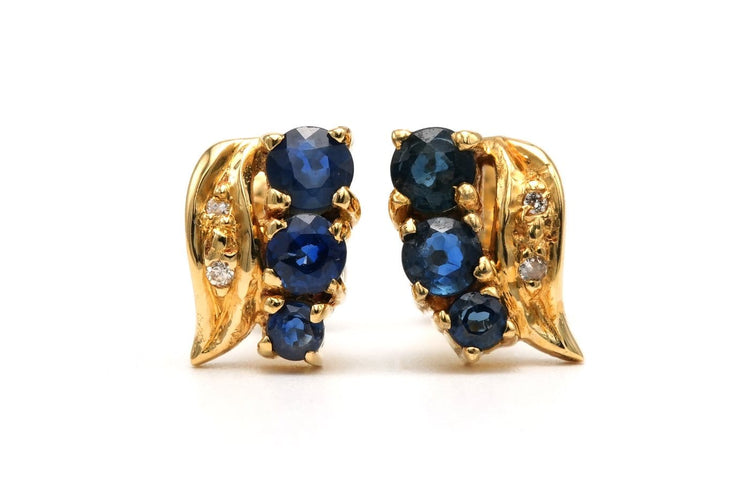 Boucles d'oreilles contemporaines en or jaune, saphirs et diamants 58 Facettes B830