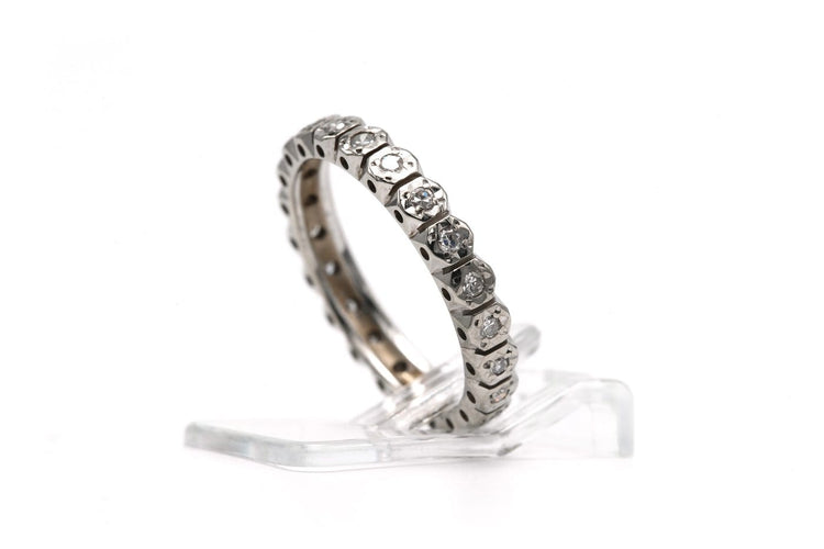 51 Alliance américaine en or blanc 18 carats et diamants 58 Facettes 23718