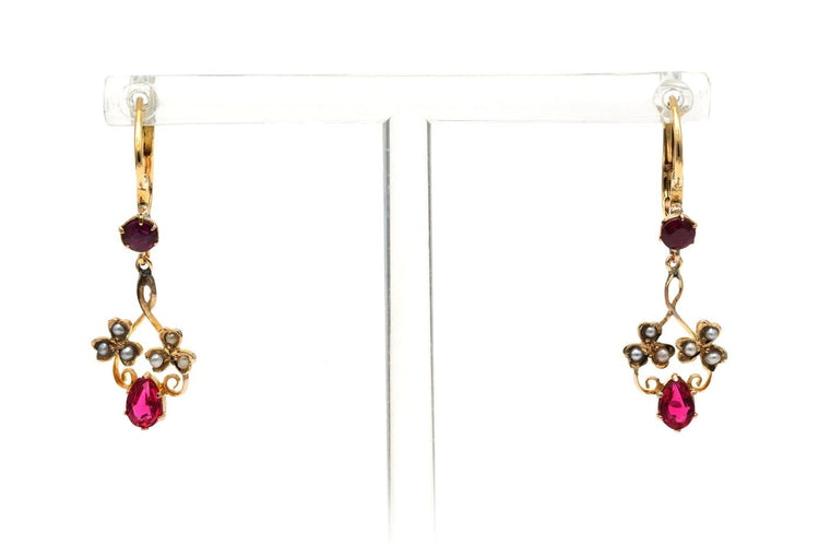 Art nouveau - Boucles d'oreilles en or jaune, rubis et perles 58 Facettes B864