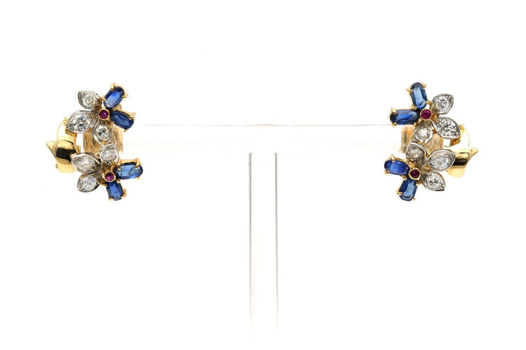 Boucles d'oreilles en or jaune 18 carats, saphirs, rubis et diamants 58 Facettes 23691
