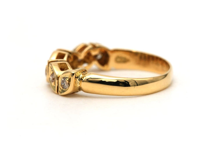49 Bague contemporaine en or jaune et diamants 58 Facettes 23830