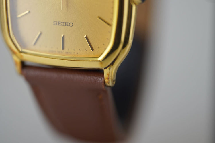 Seiko Dolce Tonneau - Montre en acier 58 Facettes TOT-11134