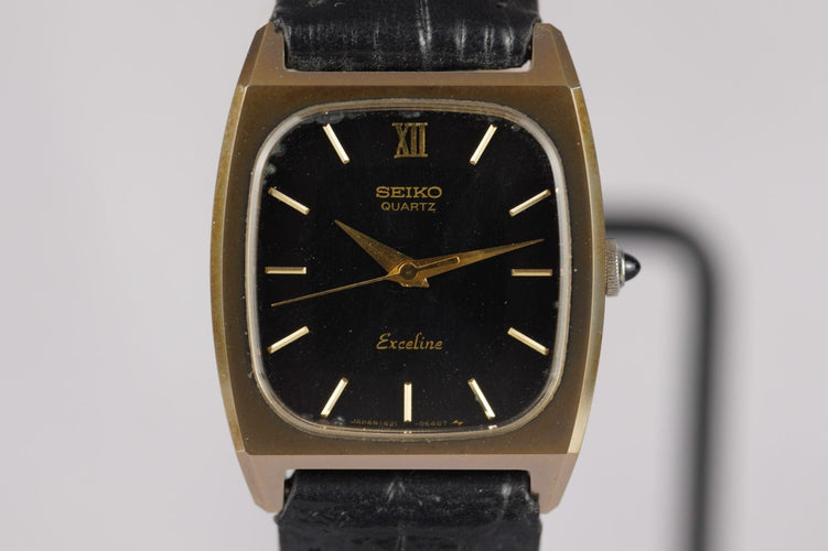 Seiko Exceline Tonneau - Montre en acier 58 Facettes TOT-11118