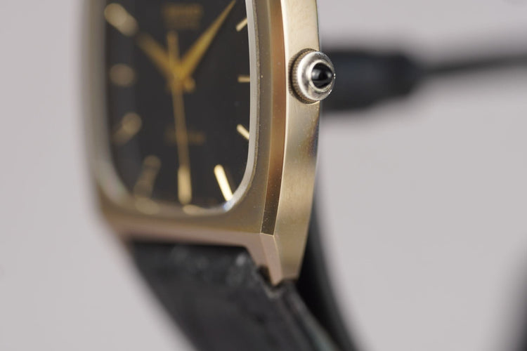Seiko Exceline Tonneau - Montre en acier 58 Facettes TOT-11118