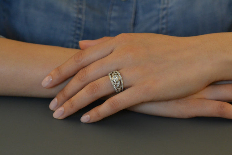 Bague 53 Bague en platine avec diamant 0,75 ct et diamants 58 Facettes 27853-27369