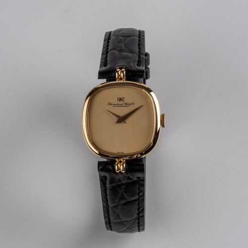 IWC Classic 2082 - Montre femme en or jaune 58 Facettes TOT-02040