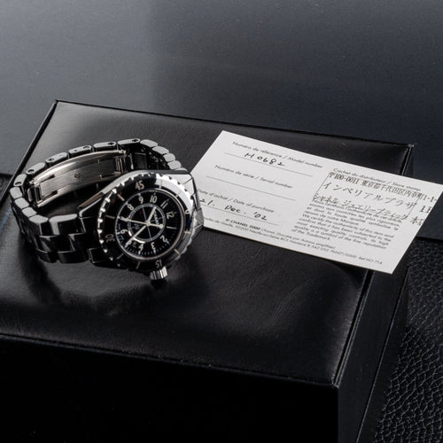 Chanel J12 - Montre H0682 en céramique noire 58 Facettes TOT-01990