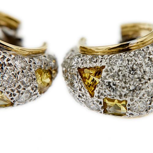 Boucles d'oreilles Pomellato Schegge - Boucles d’oreilles créoles en or 18 ct, diamants et saphirs jaunes 58 Facettes 38310
