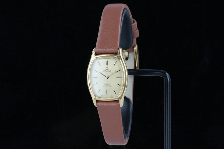 De Ville "Tonneau" 591.0135.1 58 Facettes TOT-01838