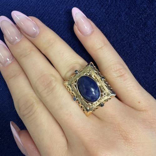 Bague Bague vintage rectangulaire en or rose 18 ct, lapis-lazuli et saphirs 58 Facettes 31382