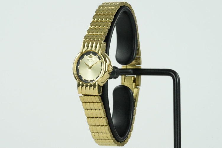 Seiko Quartz - Montre en acier 58 Facettes TOT-01961