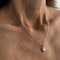Collier Collier - Chaîne à billes avec pendentif marguerite en or blanc 18 ct et diamants 58 Facettes 27669