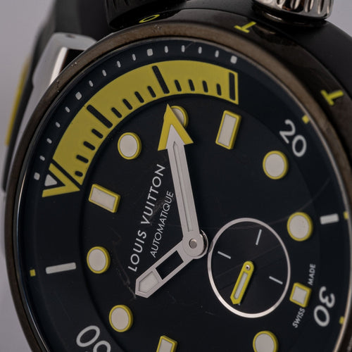 Louis Vuitton Tambour Street Divers - Montre QA122Z en acier 58 Facettes TOT-02315