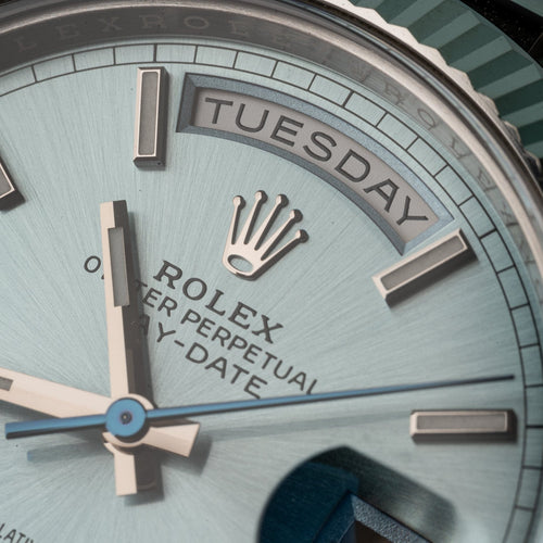 Rolex Day-Date 40 - Montre 228236 en platine 58 Facettes TOT-10000