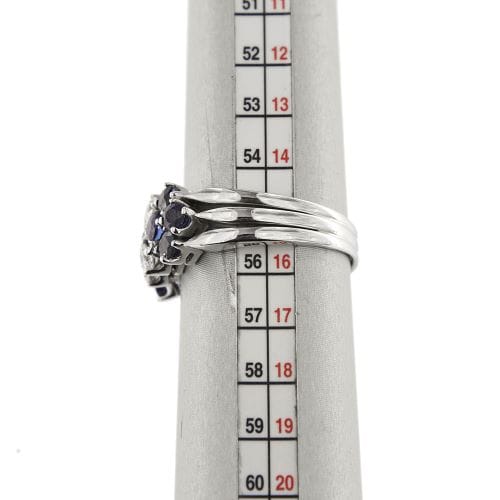 Bague 56 Bague rivière triple en or blanc 18 ct avec diamants et saphirs 58 Facettes 30225
