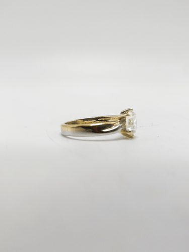50 Bague solitaire en or jaune et blanc 18K et diamant 58 Facettes SKU : BOR/260167